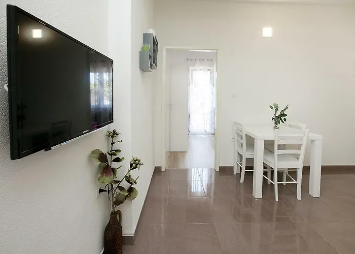 1 * Zadar