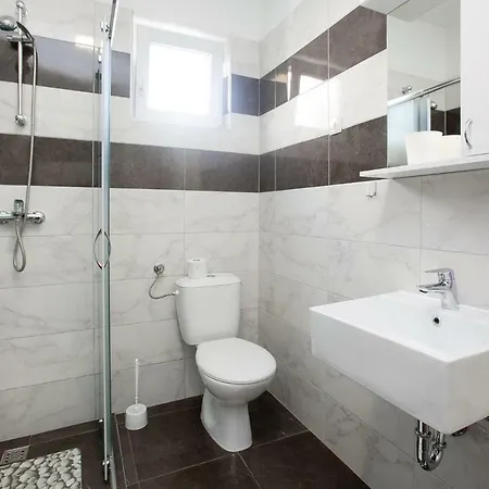 1 Appartement *
